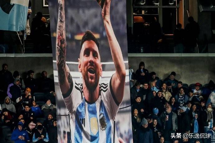 爱游戏-包含王者荣耀传奇谢幕，球迷泪洒赛场的词条