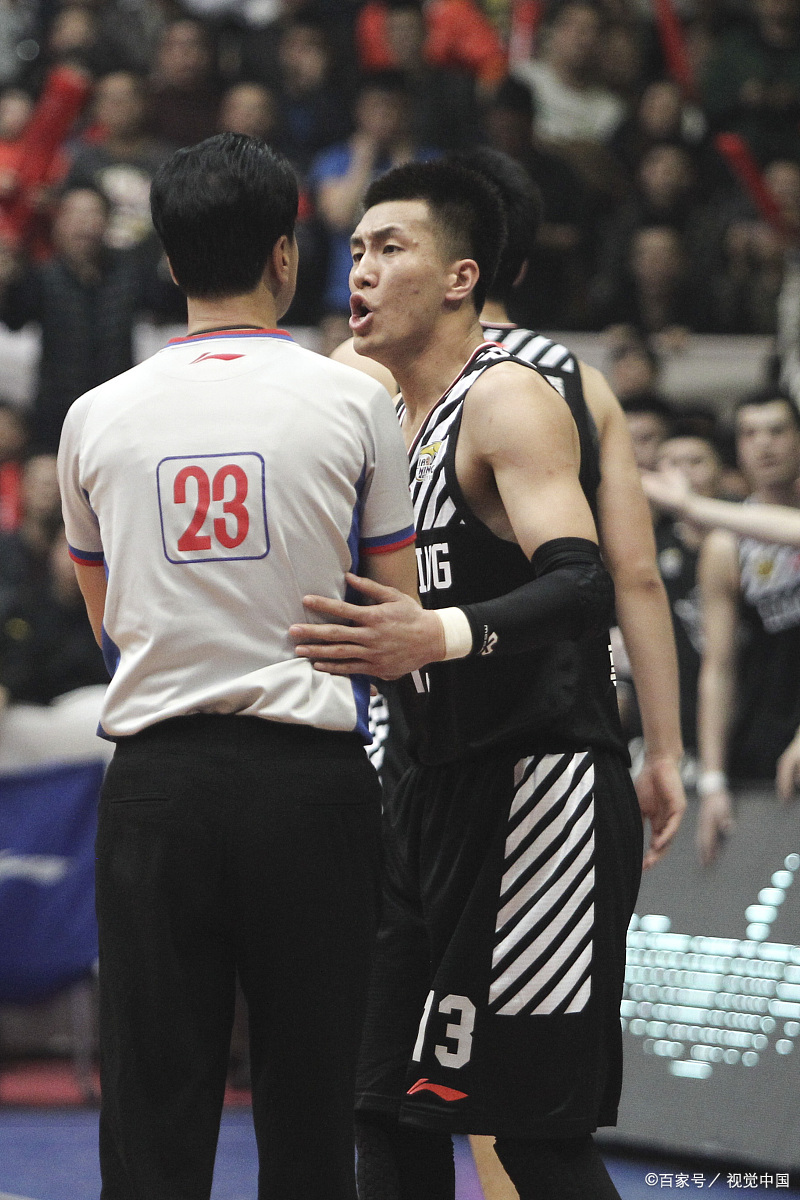 山西队险胜76人，郭艾伦惊艳四座