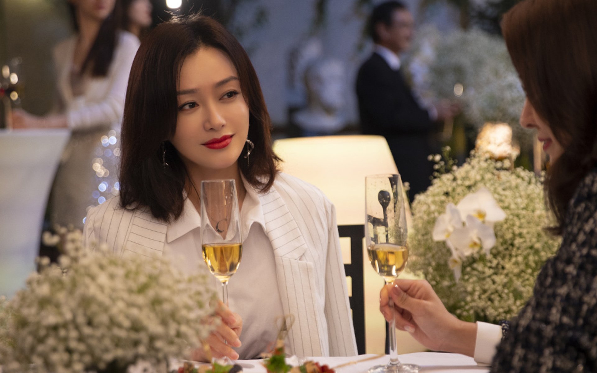 真正的年终，总决赛用纯粹竞技，完胜拉沃尔杯的喧闹派对