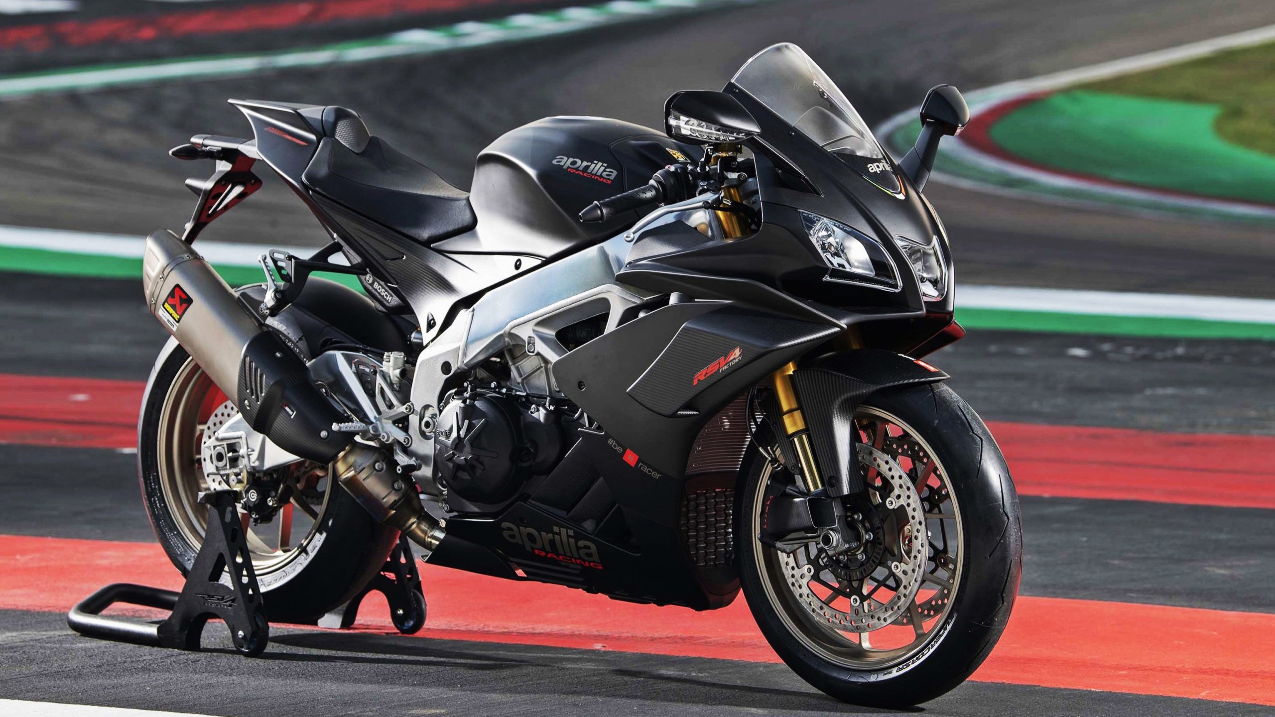 爱游戏娱乐-新王当立，莱比锡之夜，罗德里戈点燃欧洲足球的火焰