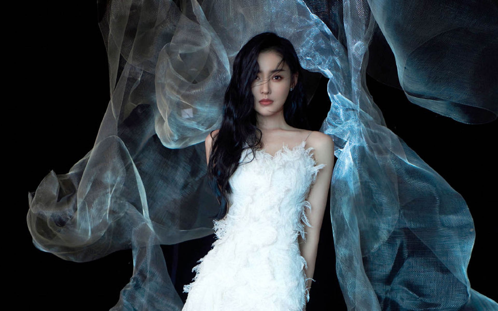 爱游戏官方入口-冰与火的世纪审判，当苏亚雷斯用七秒改写宿命