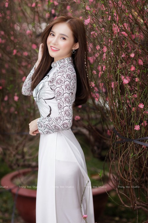 巴斯托尼天神下凡！几内亚黑星连环击，加拿大枫叶突遭凛冬