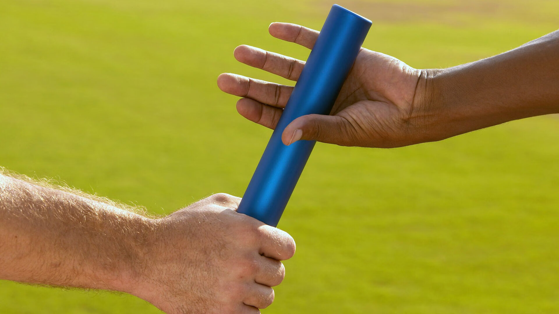 跨界接管，当恩比德在F1年度争冠赛道上踩下篮球的油门